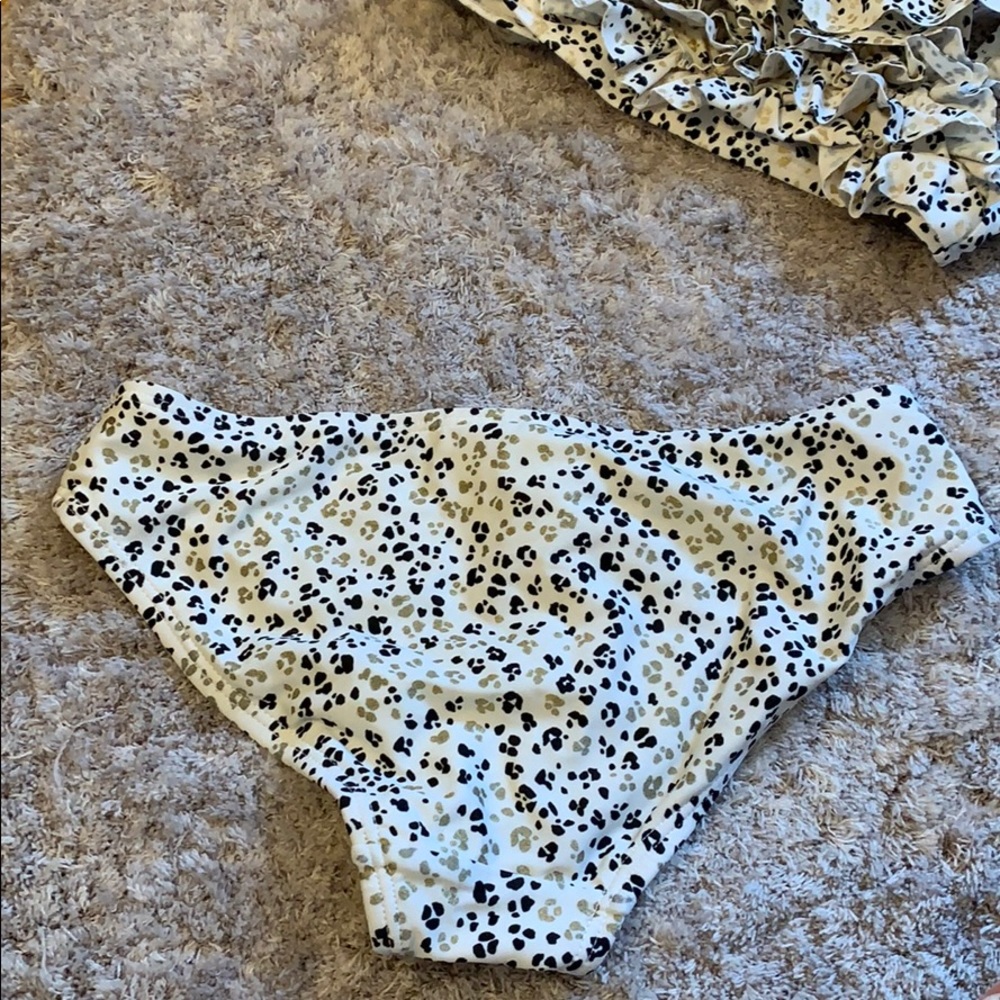 Bathing suit - Picture 3 of 4